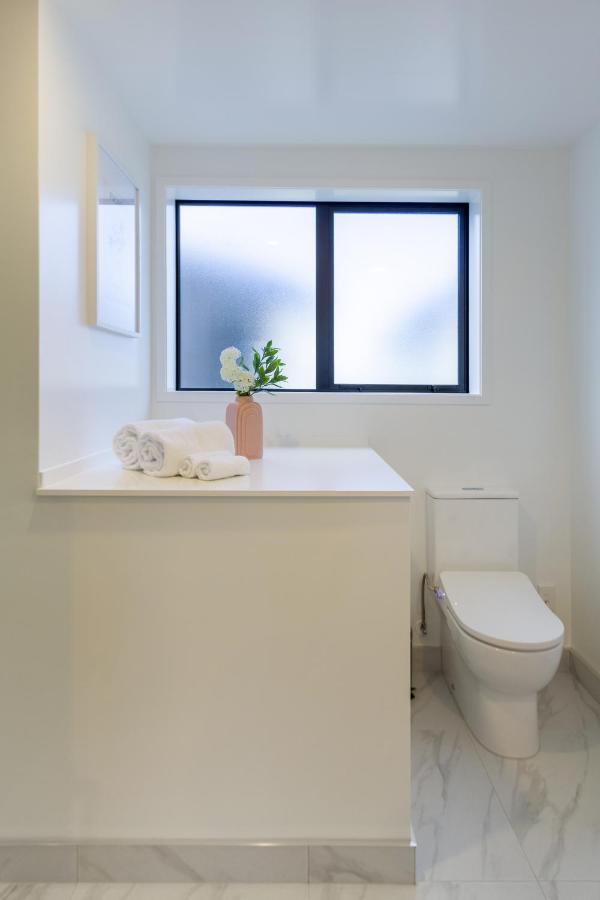 Inner City Luxury 2 Bedroom 2 Bathroom Крайстчърч Екстериор снимка